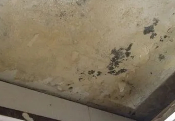 郧西阳台漏水维修公司分享下郧西卫生间渗水维修需要注意哪些问题。